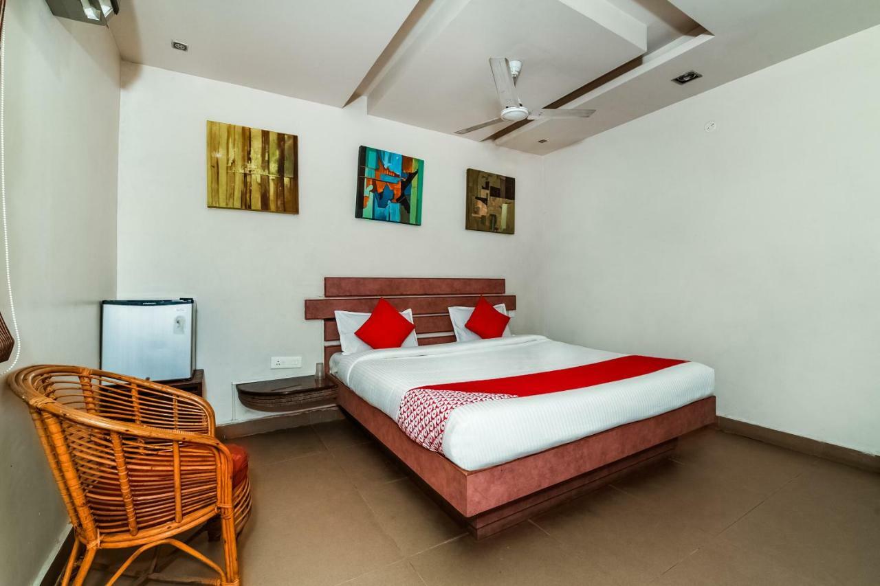 فيساخاباتنام Oyo 28856 Manjeera Inn المظهر الخارجي الصورة