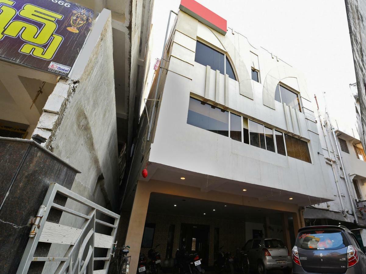 فيساخاباتنام Oyo 28856 Manjeera Inn المظهر الخارجي الصورة